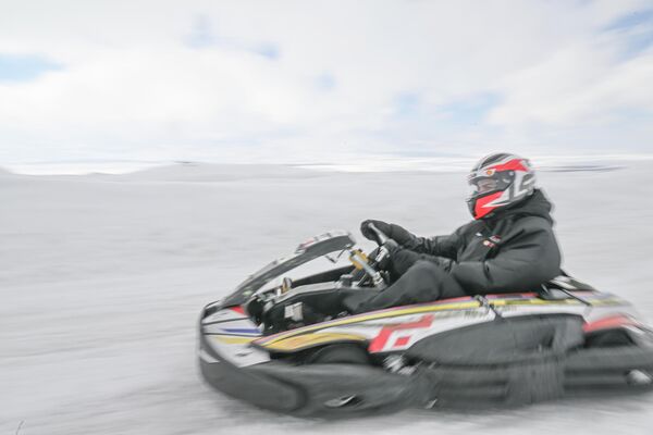 Зимний картинг в Апаране - Sputnik Армения