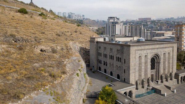 Մատենադարանի լանջի հողատարածքը շուտով կանաչ ճեմուղիներ կունենա - Sputnik Արմենիա