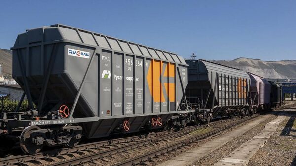 Очередная партия российского зерна прибыла в Армению через Азербайджан - Sputnik Армения