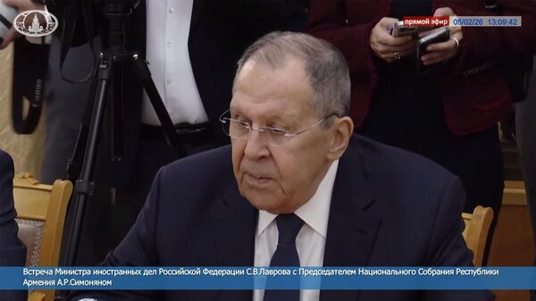 Членство в Евросоюзе несовместимо с ЕАЭС, но Россия будет уважать выбор Армении - Sputnik Արմենիա