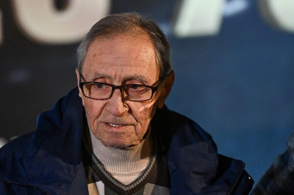 Нападающий Арарат-73 Эдуард Маркаров  - Sputnik Армения