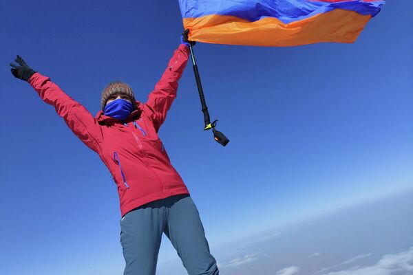 «Արմլենդ» արկածային ակումբի անդամներից մեկը լեռներում - Sputnik Արմենիա