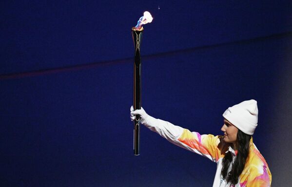 Իտալացի վոլեյբոլիստուհի Աննա Դանեսին Միլանի Ձմեռային օլիմպիական խաղերի բացման արարողության ժամանակ - Sputnik Արմենիա