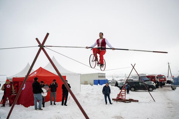 Լարախաղաց Մամիկոնի ու իր խմբի ելույթը «Ապարանյան ձմեռ» փառատոնին  - Sputnik Արմենիա