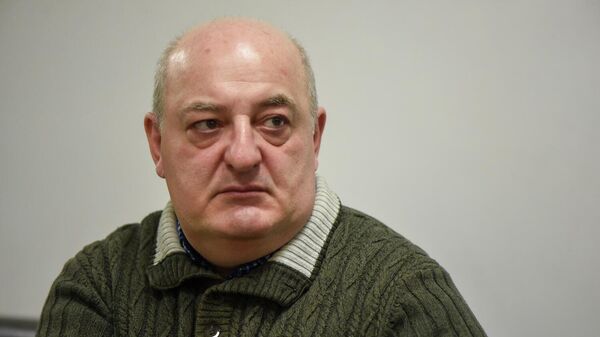 Политтехнолог Армен Бадалян - Sputnik Армения