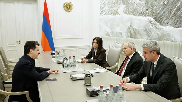 Премьер-министр Никол Пашинян принял вице-президента компании NVIDIA Рева Лебаредяна (10 февраля 2026). Еревaн - Sputnik Արմենիա
