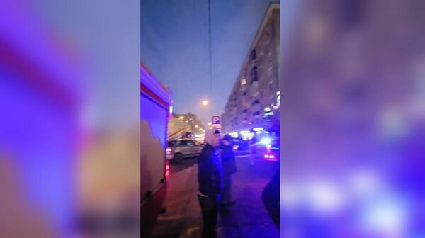 Հրդեհ Մոսկվայի կենտրոնում գտնվող բնակելի շենքում. բնակիչներին տարհանում են - Sputnik Արմենիա