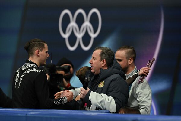 Հայկական զույգը շնորհավորանքներ է ընդունում Հայկական զույգը շնորհավորանքներ է ընդունում - Sputnik Արմենիա