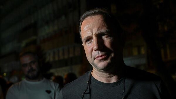 Экс-министр обороны Давид Тоноян покидает СИЗО Ереван-Кентрон (15 августа 2024). Еревaн - Sputnik Армения