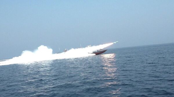 Իսլամական հեղափոխության պահապանների կորպուսի զորավարժությունները Հորմուզի նեղուցում - Sputnik Արմենիա