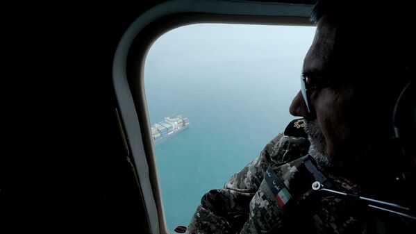 Իսլամական հեղափոխության պահապանների կորպուսի զորավարժությունները Հորմուզի նեղուցում - Sputnik Արմենիա