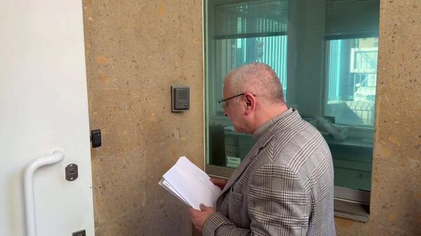 Հայաստանի և Ադրբեջանի միջև հակամարտությունը չի ավարտվել. Սուրեն Սուրենյանցը բողոք-նամակ հանձնեց ՄԱԿ-ի հայաստանյան գրասենյակին - Sputnik Արմենիա