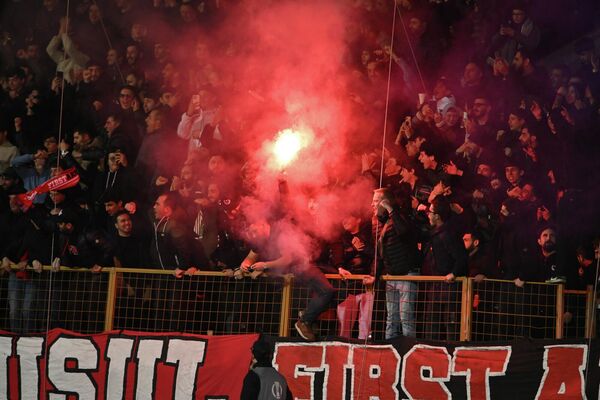 Երկրպագուներ - Sputnik Արմենիա