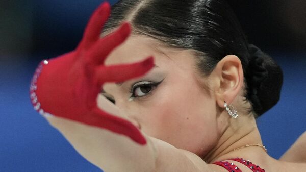 Аделия Петросян выступает во время произвольной программы по фигурному катанию среди женщин на зимних Олимпийских играх 2026 года (19 февраля 2026). Милан - Sputnik Армения