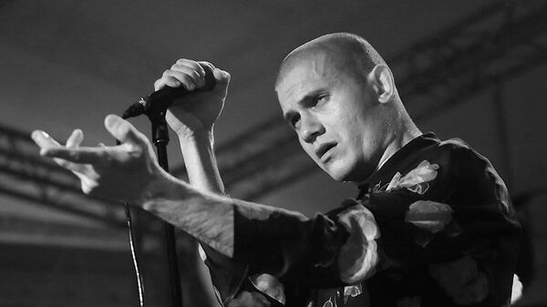 Солист группы Shortparis Николай Комягин - Sputnik Армения