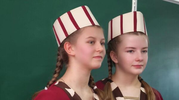 Ֆիոլետովո գյուղում կազմակերպված ցերեկույթի մասնակիցները - Sputnik Արմենիա