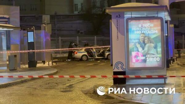 Один полицейский погиб в результате детонации неизвестного устройства на площади Савеловского вокзала в Москве - Sputnik Արմենիա