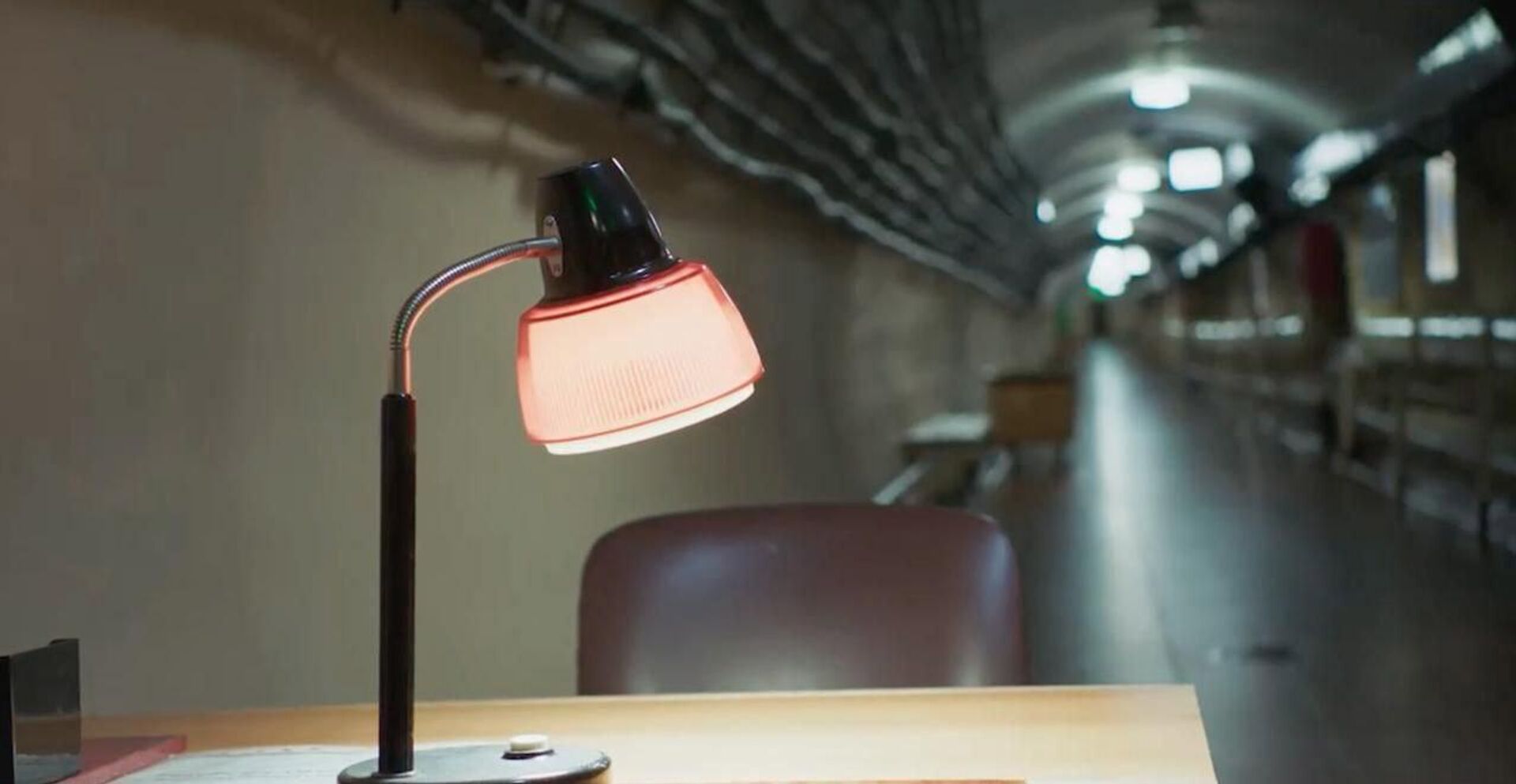 Кадр из видеообращения президента Украины Владимира Зеленского, в котором впервые показал бункер на Банковой - Sputnik Армения, 1920, 24.02.2026