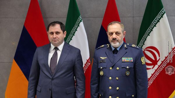 Սուրեն Պապիկյանն ու Ազիզ Նասիրզադեն - Sputnik Արմենիա