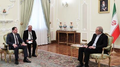 Министр обороны Сурен Папикян встретился с президентом Ирана Масудом Пезешкианом (24 февраля 2026). Тегеран