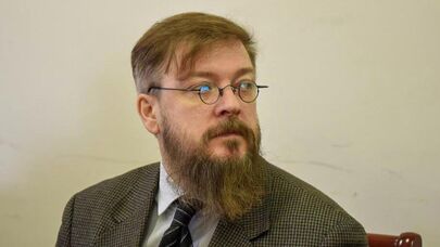 Заведующий кафедрой стран Центральной Азии и Кавказа ИСАА МГУ им. Ломоносова Алексей Муравьев на открытии Международной аналитической программы "Евразийский диалог. Армения" (26 февраля 2026). Еревaн