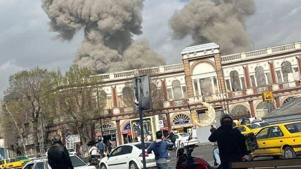 Последствия авиаудара ВС Израиля (28 февраля 2026). Иран - Sputnik Արմենիա