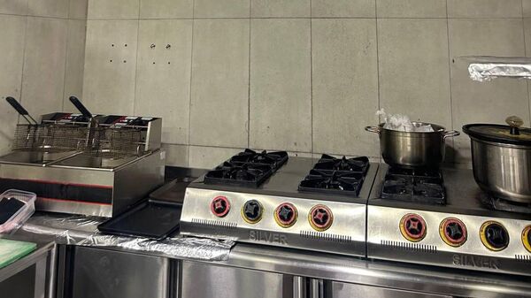  Երևանի Թումանյան 19 հասցեում գտնվող «Կարաս» հանրային սննդի օբյեկտը - Sputnik Արմենիա