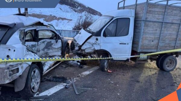 Дорожно-транспортное происшествие на трассе Еревaн-Севaн (4 марта 2026). Котайк - Sputnik Արմենիա