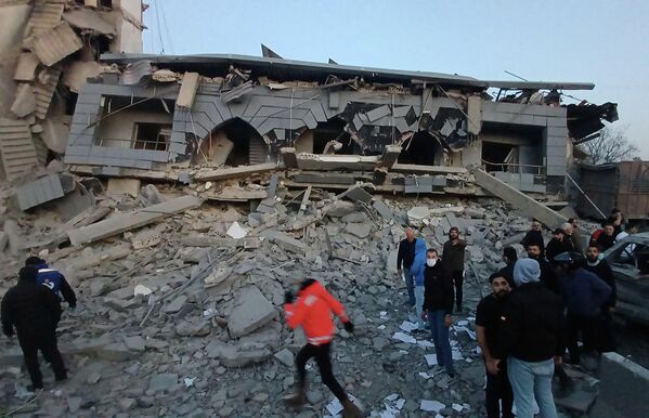 Разрушенный центр ливанской исламской группировки, пострадавший от израильского удара - Sputnik Армения