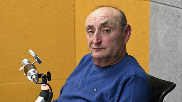 Замначальника ж/д станции Мегри Армен Давтян - Sputnik Армения