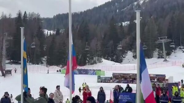 Российский гимн впервые с 2014-го прозвучал на церемонии награждения на Паралимпиаде после того, как горнолыжница Ворончихина завоевала золото.  - Sputnik Армения