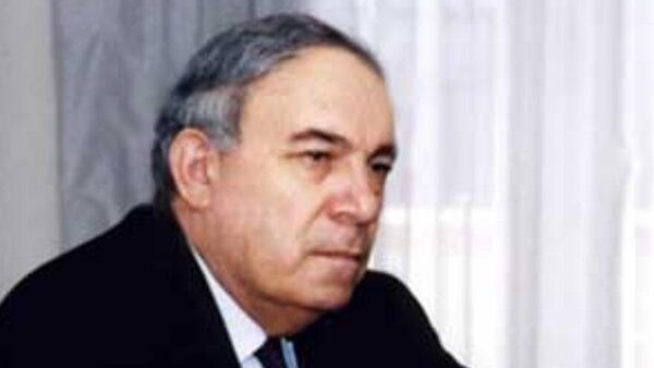 Первый армянский посол в Иране, востоковед Ваган Байбурдян - Sputnik Армения