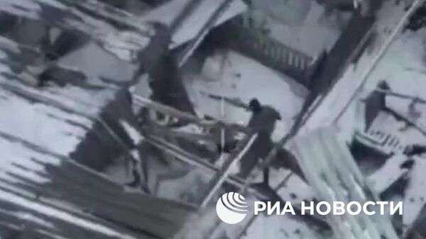 Рядовой Ярашев не только в одиночку оборонял 68 дней позиции в ДНР – он еще и уничтожил несколько огневых точек ВСУ - Sputnik Армения