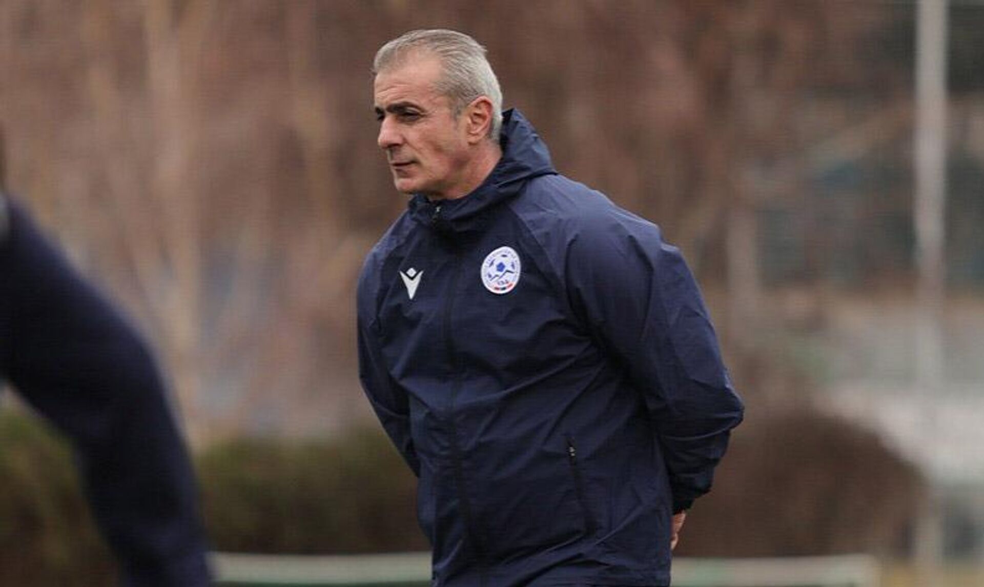 Главный тренер женской сборной Армении по футболу Артак Адамян - Sputnik Արմենիա, 1920, 16.03.2026