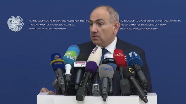 Премьер-министр Никол Пашинян отвечает на вопросы журналистов (19 марта 2026). Еревaн - Sputnik Армения