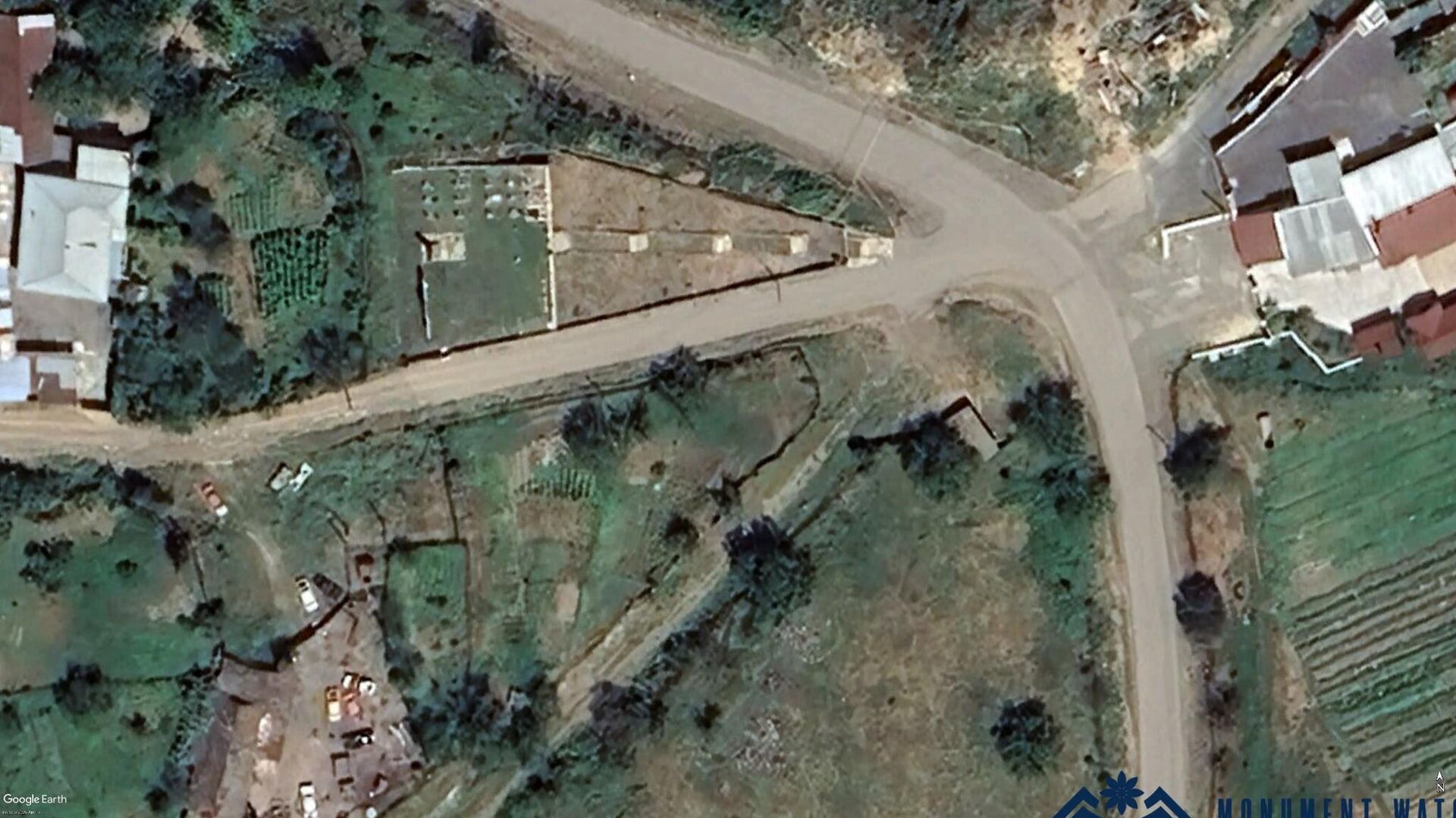 Спутниковые снимки памятника Отечественной и Арцахской войнам в селе Хнацах по состоянию на 2023 год - Sputnik Армения, 1920, 19.03.2026