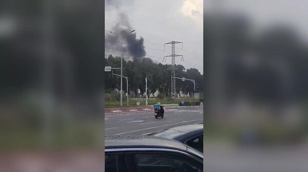 Иран нанес ракетный удар по Хайфе, атакованы, предварительно, НПЗ и электроподстанция - Sputnik Армения