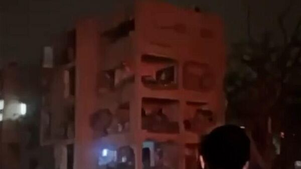 Десятки человек пострадали в израильском Араде после попадания иранской ракеты. - Sputnik Армения