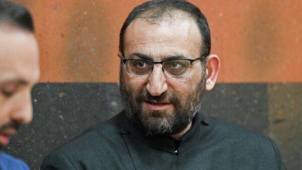 Ахиепископ Аршак Хачатрян во время судебного заседания по своему делу (25 марта 2026). Армавир - Sputnik Армения