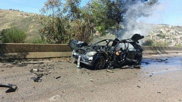 Автомобиль съемочной группы телеканала Аль-Маядин, где корреспондент Аль-Маядин Фатима Фтуни и журналист Аль-Манар Али Шоайб погибли в результате израильского авиаудара (28 марта 2026). Ливан - Sputnik Армения