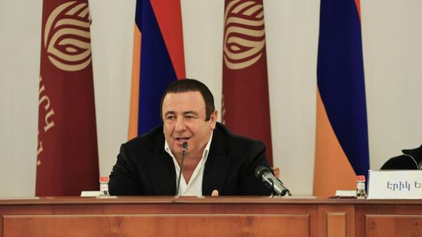 Гагик Царукян на первом заседании координационного совета проекта Предложение Армении (28 марта 2026). Еревaн - Sputnik Армения