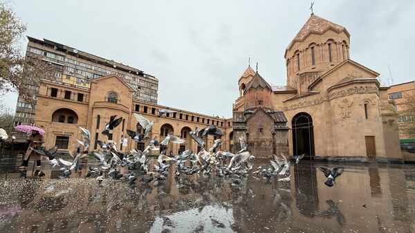 Ծաղկազարդը Երևանի Սուրբ Աստվածածին Կաթողիկե եկեղեցում - Sputnik Արմենիա