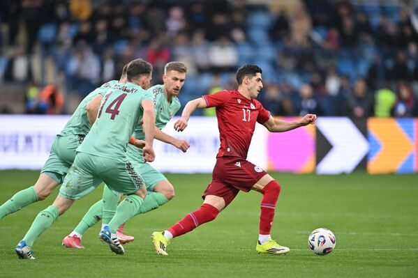 Грант-Леон Ранос во время товарищеского матча по футболу между сборными Армении и Беларуси - Sputnik Армения