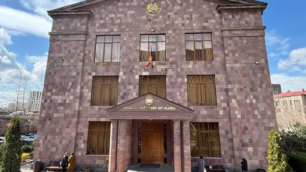 Здание Следственного управления города Ереван - Sputnik Արմենիա