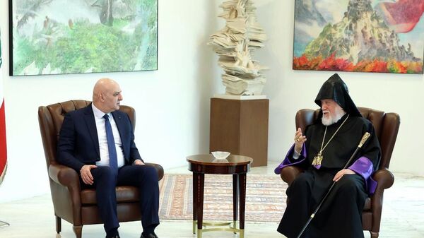 Его Святейшество Арам I Католикос посетил президента Ливанской Республики генерала Джозефа Ауна (1 апреля 2026). Бейрут - Sputnik Армения
