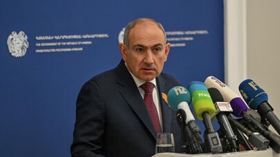 Премьер-министр Никол Пашинян во время брифинга (2 апреля 2026). Еревaн