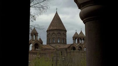 "Наказывают" Первопрестольный Эчмиадзин, а страдают дети: по следам ситуации вокруг "Тумо"