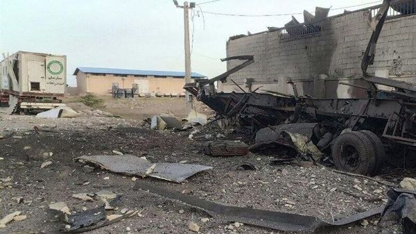 Разрушенный склад гуманитарной помощи Красного Полумесяца в Бушере (3 апреля 2026). Иран - Sputnik Армения