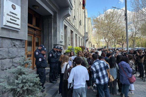 Բողոքի ակցիա դատախազության դիմաց - Sputnik Արմենիա
