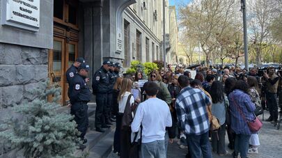 Акция в поддержку 18-летнего Давида Минасяна, арестованного после инцидента в церкви Св.Анны (9 апреля 2026). Еревaн